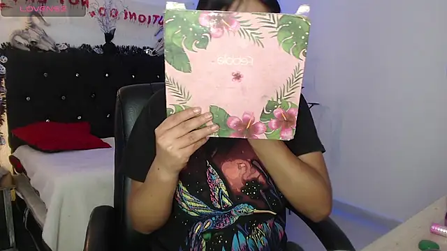 Thalia honey online show from 30, 10, 2025