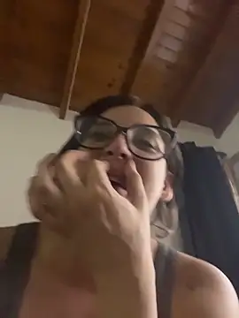 gigi333regi online show from 27, 3, 2026