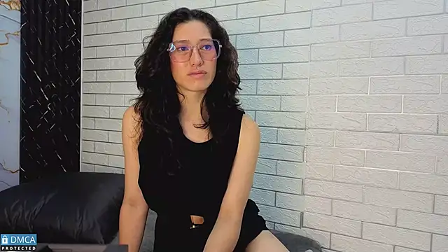 eva delight  online show from 30, 3, 2026