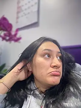 Snapshot of _Nalaa chatting on 6, 11, 2025 Nalaa online show from 6, 11, 2025