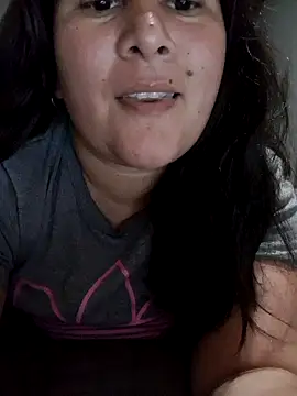 Snapshot of Clara_Arg chatting on 25, 10, 2025 Clara Arg online show from 25, 10, 2025