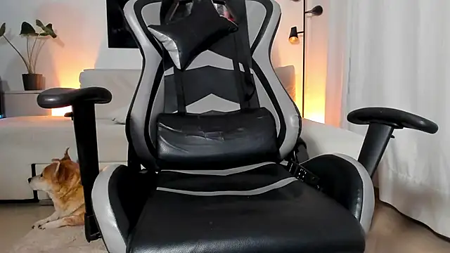 Snapshot of IamKael_ chatting on 6, 2, 2026 IamKael online show from 6, 2, 2026