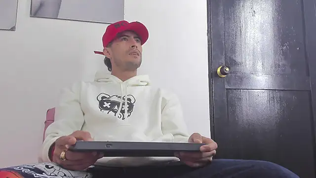 Snapshot of harold_777 chatting on 6, 11, 2025 harold 777 online show from 6, 11, 2025