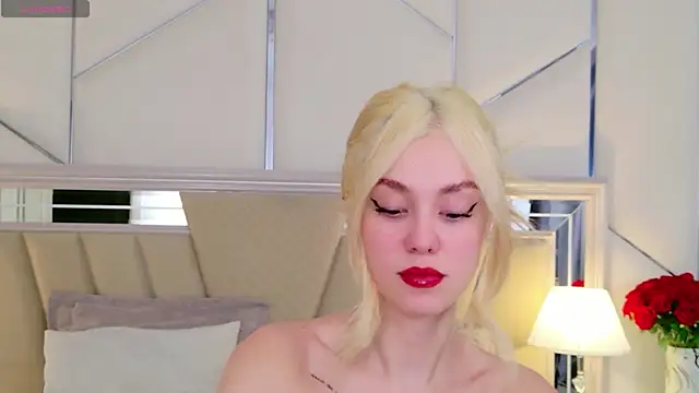 Snapshot of Rose_Masson chatting on 5, 2, 2026 Rose Masson online show from 5, 2, 2026