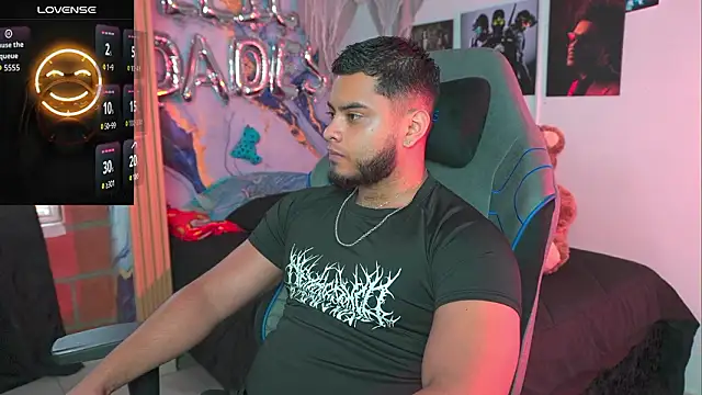 Tiler wolker online show from 28, 3, 2026