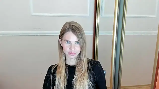 Snapshot of LinaBey chatting on 30, 11, 2025 LinaBey online show from 30, 11, 2025