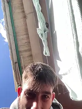 Dondeloquieras4 online show from 6, 2, 2026