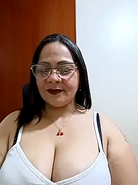 Angie milf50 online show from 29, 10, 2025