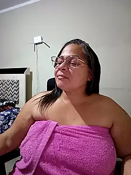 Snapshot of Angie_milf50 chatting on 9, 5, 2026 Angie milf50 online show from 9, 5, 2026
