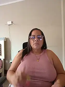Snapshot of Angie_milf50 chatting on 17, 5, 2026 Angie milf50 online show from 17, 5, 2026