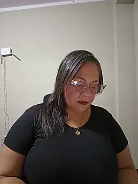 Snapshot of Angie_milf50 chatting on 22, 5, 2026 Angie milf50 online show from 22, 5, 2026