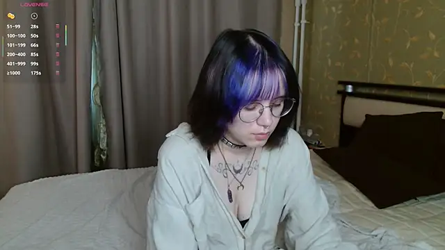 Snapshot of KellePourier chatting on 16, 7, 2026 KellePourier online show from 16, 7, 2026