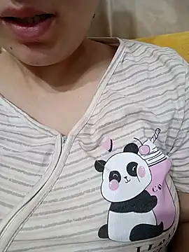 Emily  love online show from 4, 12, 2025