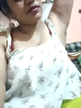 Snapshot of CUTE-GIRL-1 chatting on 27, 10, 2025 CUTE-GIRL-1 online show from 27, 10, 2025