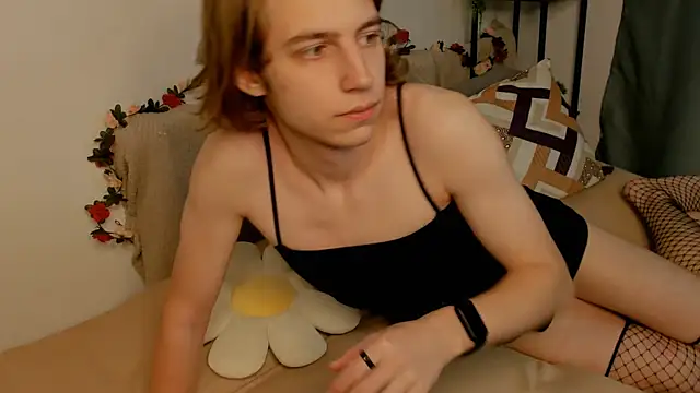 Snapshot of AvenGlow chatting on 6, 2, 2026 AvenGlow online show from 6, 2, 2026