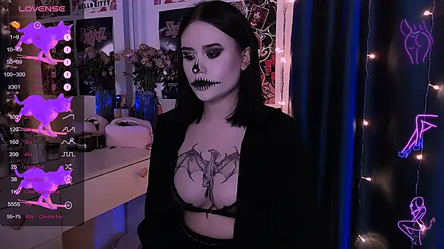 Snapshot of Meow_Marie chatting on 30, 10, 2025 Meow Marie online show from 30, 10, 2025