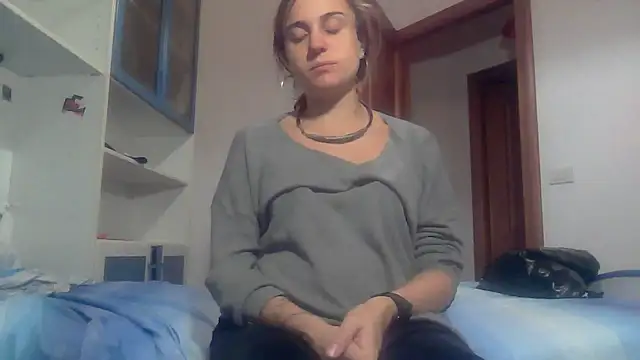 Snapshot of SinnEmily chatting on 17, 11, 2025 SinnEmily online show from 17, 11, 2025