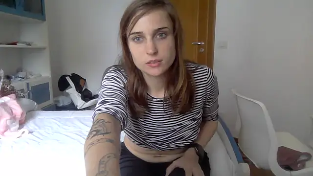 Snapshot of SinnEmily chatting on 19, 2, 2026 SinnEmily online show from 19, 2, 2026