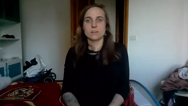 Snapshot of SinnEmily chatting on 4, 4, 2026 SinnEmily online show from 4, 4, 2026