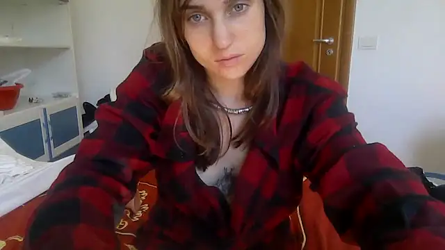 Snapshot of SinnEmily chatting on 7, 4, 2026 SinnEmily online show from 7, 4, 2026