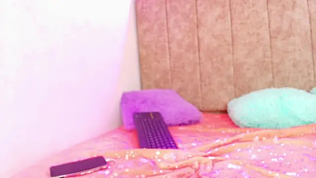 Little-nasty online show from 5, 11, 2025