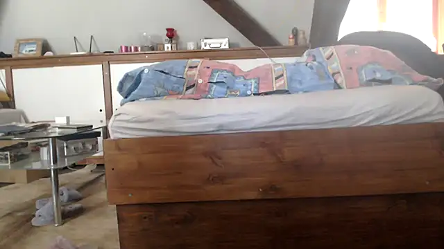 MissDyannis online show from 20, 4, 2026