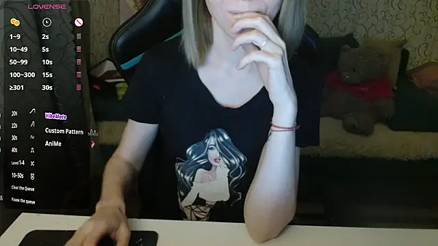  Alisa Allison  online show from 28, 10, 2025