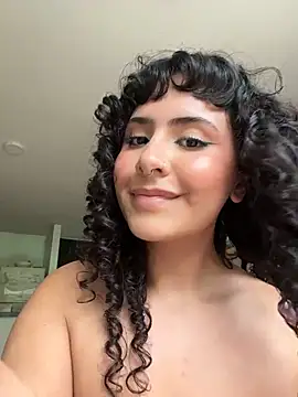 SugarTroubl33 online show from 15, 4, 2026