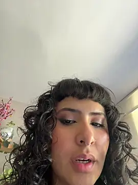 SugarTroubl33 online show from 27, 6, 2026