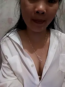 Snapshot of Lovebaby-love chatting on 15, 4, 2026 Lovebaby-love online show from 15, 4, 2026