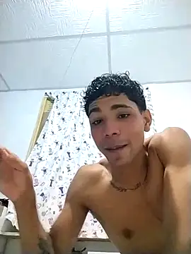 Alex Sweeting online show from 15, 12, 2025