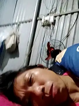 bella-la online show from 30, 10, 2025