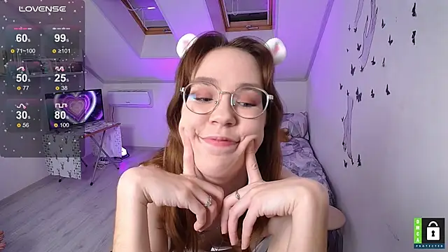 Snapshot of Karina_Bae chatting on 7, 11, 2025 Karina Bae online show from 7, 11, 2025