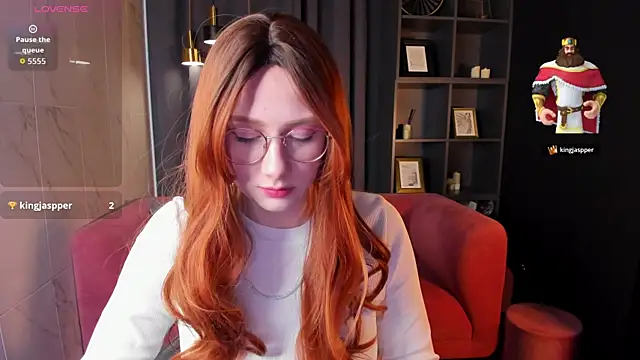 Liana Ln online show from 6, 11, 2025