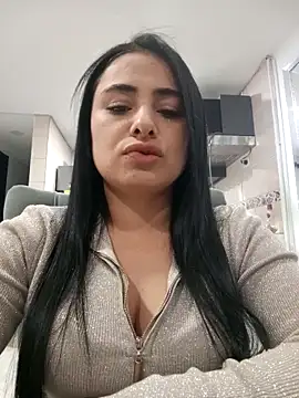 Snapshot of solandrea chatting on 30, 10, 2025 solandrea online show from 30, 10, 2025