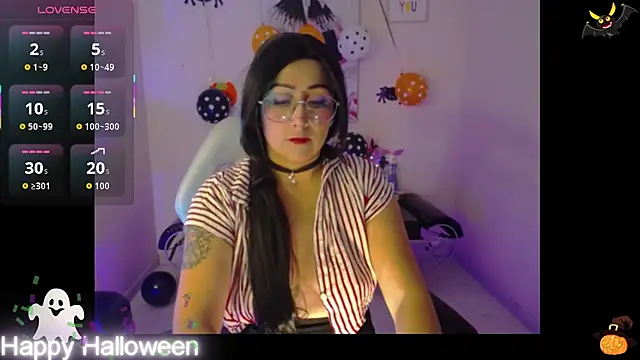 Snapshot of Alana_x_ chatting on 31, 10, 2025 Alana x  online show from 31, 10, 2025