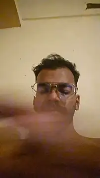 Snapshot of nithinrr chatting on 31, 10, 2025 nithinrr online show from 31, 10, 2025