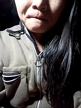 Snapshot of yoyo-mi chatting on 1, 11, 2025 yoyo-mi online show from 1, 11, 2025