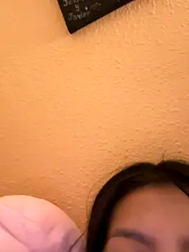 angelaalovee online show from 5, 11, 2025