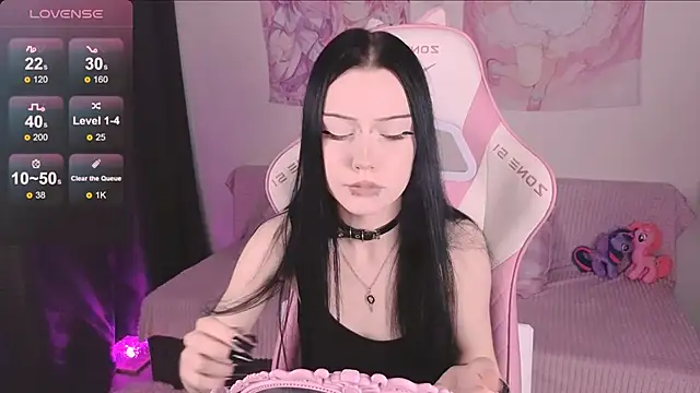 Snapshot of ophelia_amber chatting on 28, 6, 2026 ophelia amber online show from 28, 6, 2026