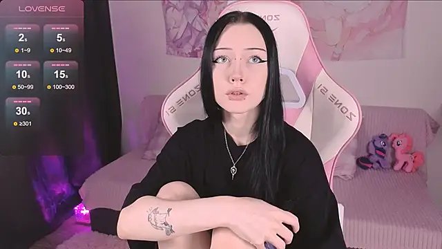 Snapshot of ophelia_amber chatting on 1, 7, 2026 ophelia amber online show from 1, 7, 2026