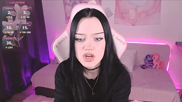 Snapshot of ophelia_amber chatting on 10, 7, 2026 ophelia amber online show from 10, 7, 2026