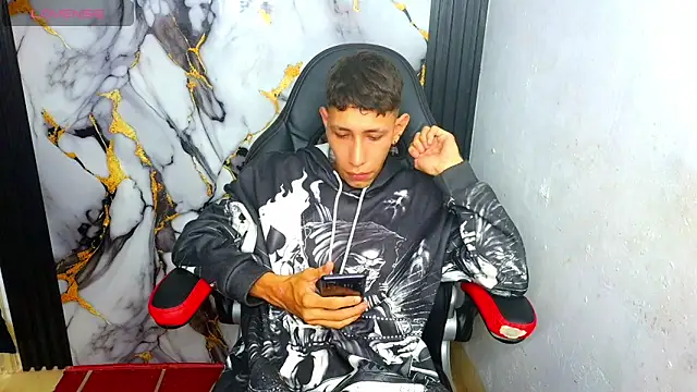 The latin boy online show from 7, 1, 2026