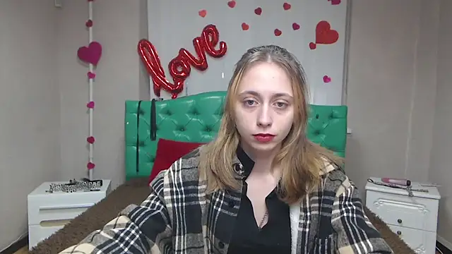 TracyLll online show from 10, 2, 2026