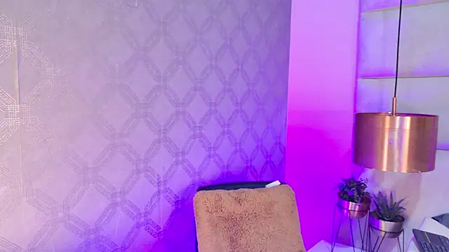 Arianaa Gray online show from 15, 12, 2025