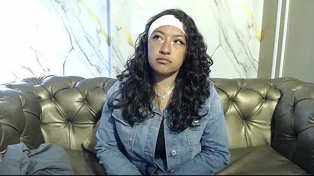 Snapshot of Kataleyaa2_ chatting on 29, 10, 2025 Kataleyaa2  online show from 29, 10, 2025