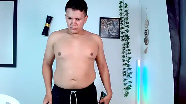 Mia sexylatin online show from 24, 3, 2026