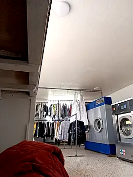 Snapshot of Macarena-2 chatting on 6, 11, 2025 Macarena-2 online show from 6, 11, 2025