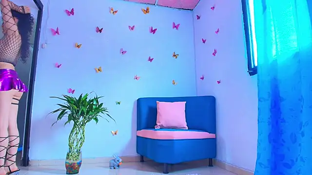 Snapshot of Juliet_1_ chatting on 2, 11, 2025 Juliet 1 online show from 2, 11, 2025