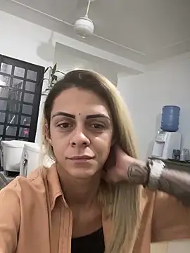 Snapshot of sabrinaneves chatting on 13, 12, 2025 sabrinaneves online show from 13, 12, 2025